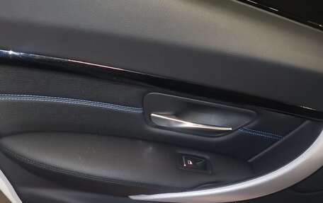 BMW 3 серия, 2018 год, 3 000 000 рублей, 11 фотография