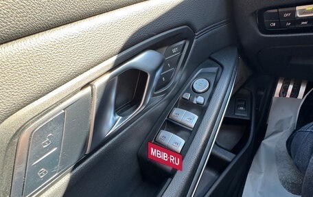 BMW 3 серия, 2019 год, 6 300 000 рублей, 13 фотография