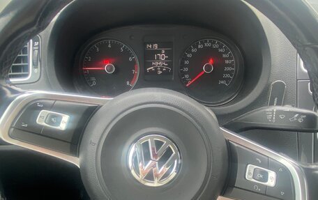 Volkswagen Polo VI (EU Market), 2018 год, 1 100 000 рублей, 6 фотография