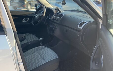 Skoda Fabia II, 2009 год, 490 000 рублей, 20 фотография