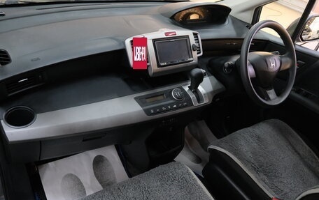 Honda Freed I, 2010 год, 959 000 рублей, 17 фотография