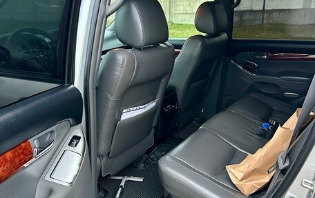 Toyota Land Cruiser Prado 120 рестайлинг, 2005 год, 2 150 000 рублей, 4 фотография