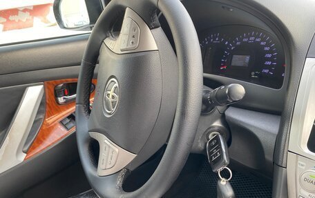 Toyota Camry, 2011 год, 1 320 000 рублей, 3 фотография