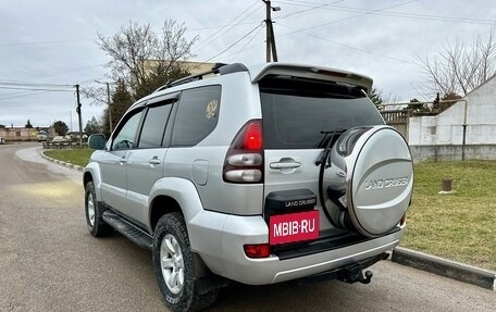 Toyota Land Cruiser Prado 120 рестайлинг, 2005 год, 2 150 000 рублей, 3 фотография