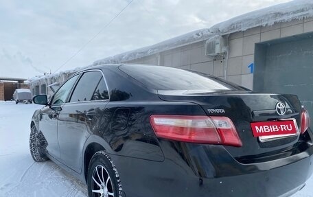 Toyota Camry, 2011 год, 1 320 000 рублей, 10 фотография