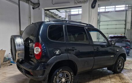 Chevrolet Niva I рестайлинг, 2013 год, 529 000 рублей, 2 фотография