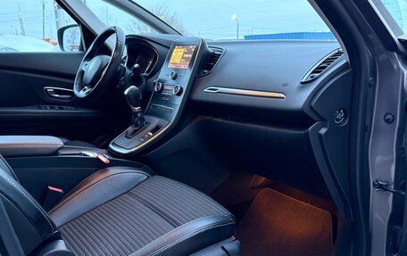 Renault Scenic IV, 2019 год, 1 690 000 рублей, 12 фотография