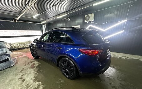 Infiniti QX70, 2014 год, 1 850 000 рублей, 3 фотография