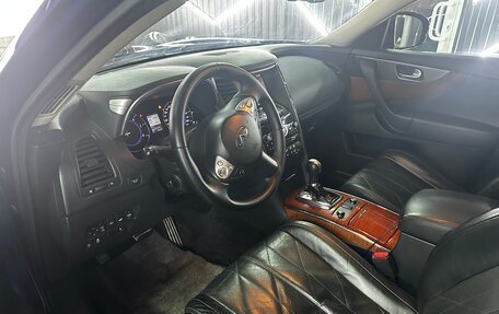 Infiniti QX70, 2014 год, 1 850 000 рублей, 9 фотография