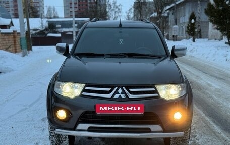 Mitsubishi Pajero Sport II рестайлинг, 2014 год, 1 729 000 рублей, 2 фотография