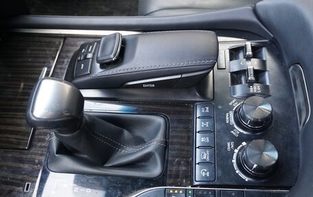 Lexus LX III, 2020 год, 10 500 000 рублей, 12 фотография