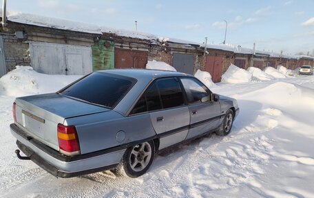 Opel Omega A, 1989 год, 135 000 рублей, 2 фотография