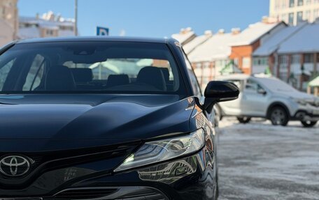 Toyota Camry, 2018 год, 2 890 000 рублей, 16 фотография