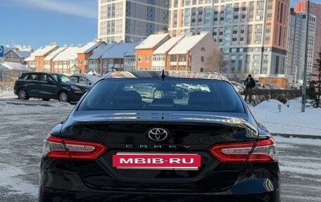 Toyota Camry, 2018 год, 2 890 000 рублей, 5 фотография