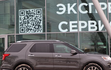 Ford Explorer VI, 2018 год, 2 700 000 рублей, 4 фотография