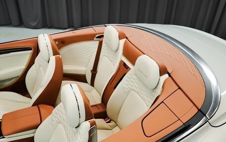 Bentley Continental GT, 2025 год, 52 867 200 рублей, 4 фотография