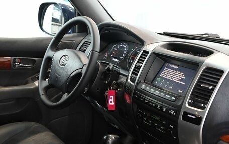 Toyota Land Cruiser Prado 120 рестайлинг, 2007 год, 2 000 000 рублей, 12 фотография