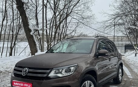 Volkswagen Tiguan I, 2016 год, 1 940 000 рублей, 1 фотография