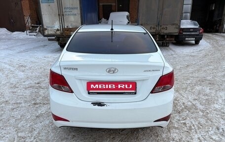 Hyundai Solaris II рестайлинг, 2015 год, 850 000 рублей, 3 фотография
