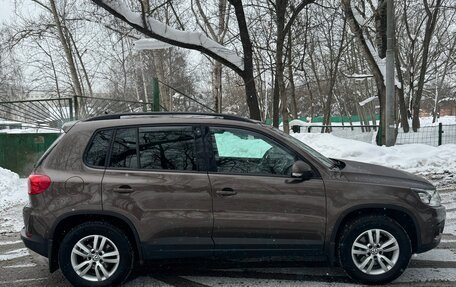 Volkswagen Tiguan I, 2016 год, 1 940 000 рублей, 4 фотография