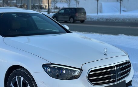 Mercedes-Benz E-Класс, 2021 год, 5 100 000 рублей, 10 фотография