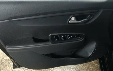 KIA Rio IV, 2021 год, 1 549 000 рублей, 18 фотография