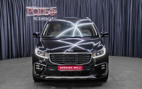 KIA Carnival III, 2019 год, 3 298 000 рублей, 2 фотография