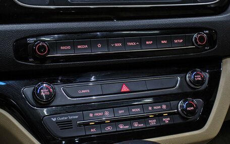 KIA Carnival III, 2019 год, 3 298 000 рублей, 20 фотография