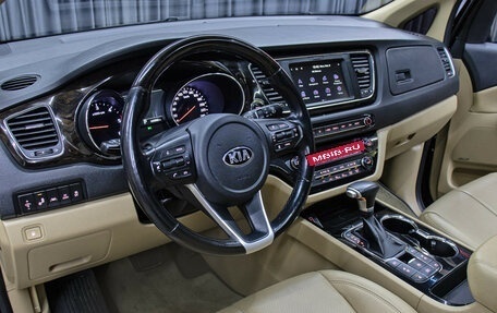 KIA Carnival III, 2019 год, 3 298 000 рублей, 18 фотография