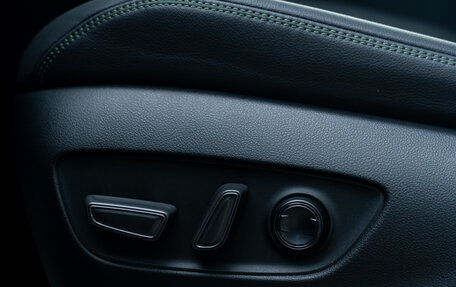 Toyota RAV4, 2025 год, 4 290 000 рублей, 18 фотография