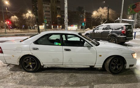 Nissan Laurel VIII, 2000 год, 290 000 рублей, 4 фотография