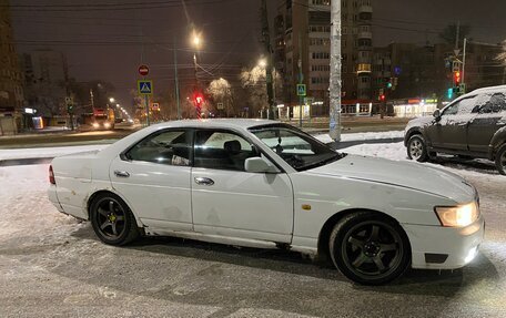 Nissan Laurel VIII, 2000 год, 290 000 рублей, 3 фотография