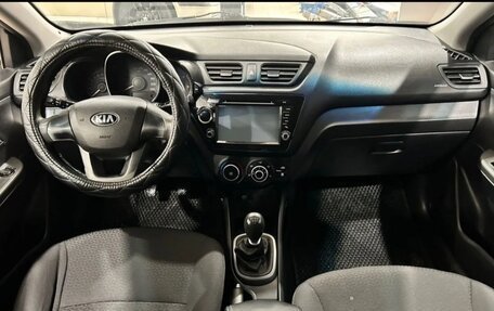 KIA Rio III рестайлинг, 2013 год, 750 000 рублей, 14 фотография