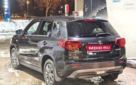 Suzuki Vitara II рестайлинг, 2021 год, 2 225 000 рублей, 4 фотография