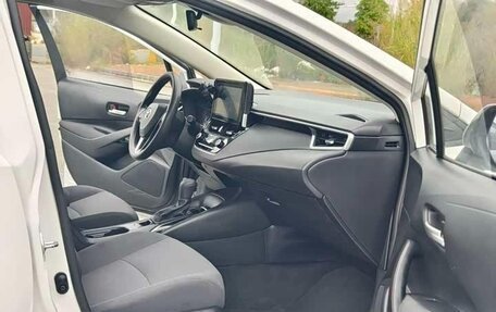 Toyota Corolla, 2022 год, 1 550 000 рублей, 10 фотография