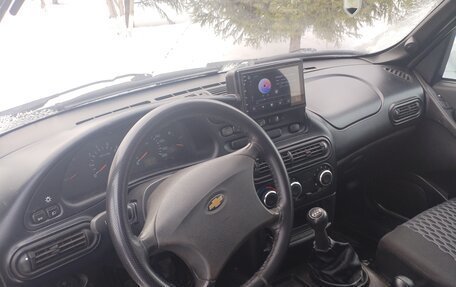 Chevrolet Niva I рестайлинг, 2006 год, 265 000 рублей, 5 фотография