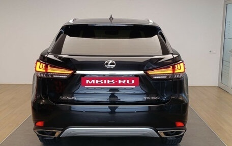 Lexus RX IV рестайлинг, 2019 год, 5 690 000 рублей, 3 фотография