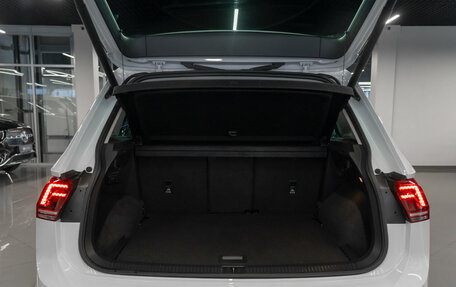 Volkswagen Tiguan II, 2017 год, 2 860 000 рублей, 23 фотография