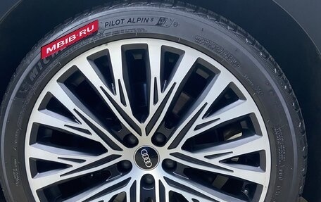 Audi A8, 2021 год, 9 900 000 рублей, 14 фотография