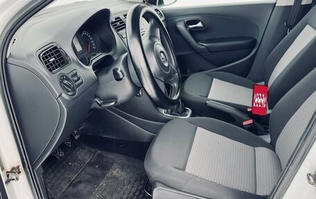 Volkswagen Polo VI (EU Market), 2014 год, 645 000 рублей, 17 фотография