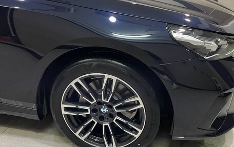 BMW 5 серия, 2025 год, 8 250 000 рублей, 7 фотография