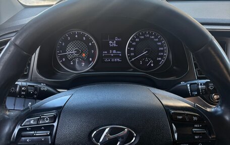 Hyundai Elantra VI рестайлинг, 2019 год, 1 180 000 рублей, 8 фотография
