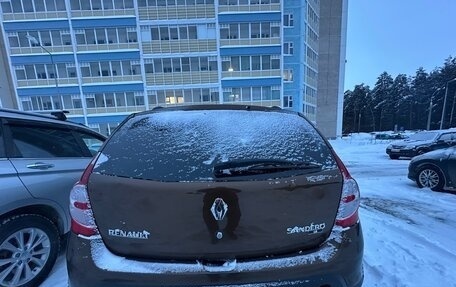 Renault Sandero I, 2013 год, 600 000 рублей, 2 фотография