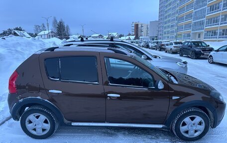 Renault Sandero I, 2013 год, 600 000 рублей, 3 фотография