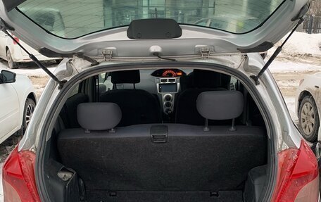 Toyota Vitz, 2009 год, 550 000 рублей, 8 фотография