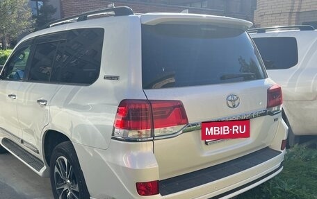 Toyota Land Cruiser 200, 2020 год, 11 000 000 рублей, 4 фотография