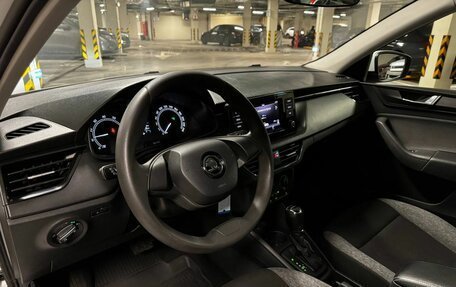 Skoda Rapid II, 2022 год, 1 275 000 рублей, 8 фотография