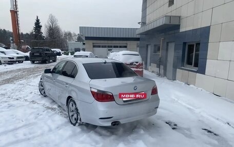 BMW 5 серия, 2004 год, 1 150 000 рублей, 4 фотография