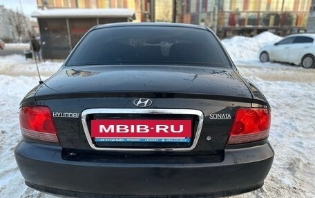 Hyundai Sonata IV рестайлинг, 2004 год, 268 000 рублей, 3 фотография