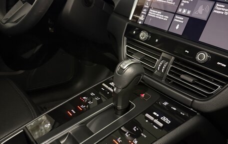 Porsche Macan I рестайлинг, 2024 год, 9 800 000 рублей, 15 фотография